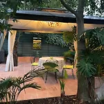 Rez-de-jardin De 5 Pieces شقة