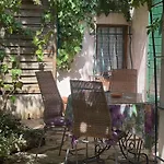 Rez-de-jardin De 5 Pieces شقة *