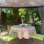 Rez-de-jardin De 5 Pieces شقة
