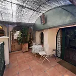 Rez-de-jardin De 5 Pieces شقة