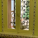 Rez-de-jardin De 5 Pieces *