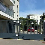 Rez-de-jardin De 5 Pieces