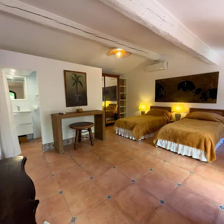 Le Vieux Moulin Rez Jardin Villa Lägenhet