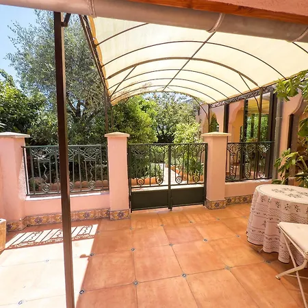 Lägenhet Le Vieux Moulin Rez Jardin Villa *
