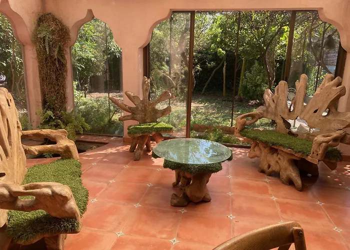 Апартаменты Rez-de-jardin De 5 Pieces