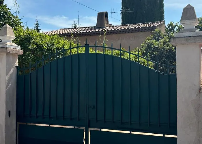 Rez-de-jardin De 5 Pieces Ле-Канне
